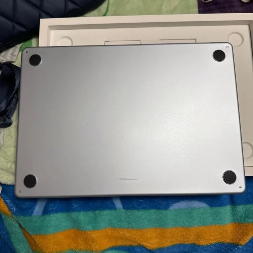 Used Apple Sleek Silver Laptop for Home Office